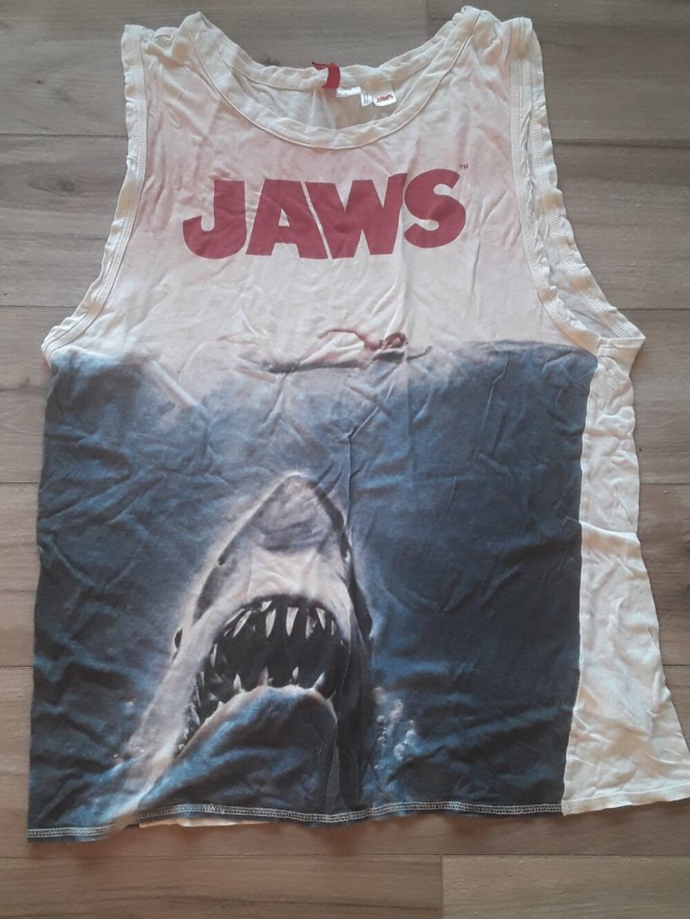 H&M Divided JAWS Sleeveless Tank Top – Official Movie Graphic – Size Medium